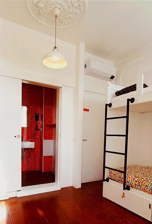 Aveiro Rossio Hostel Екстер'єр фото