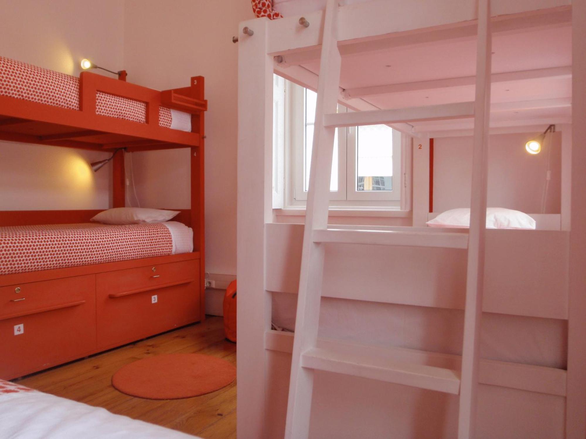 Aveiro Rossio Hostel Екстер'єр фото