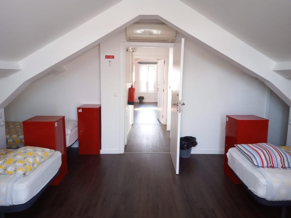 Aveiro Rossio Hostel Екстер'єр фото